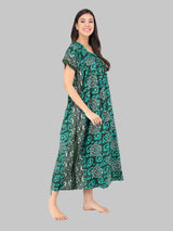 Green & White Women's Floral Printed Cotton Nighty